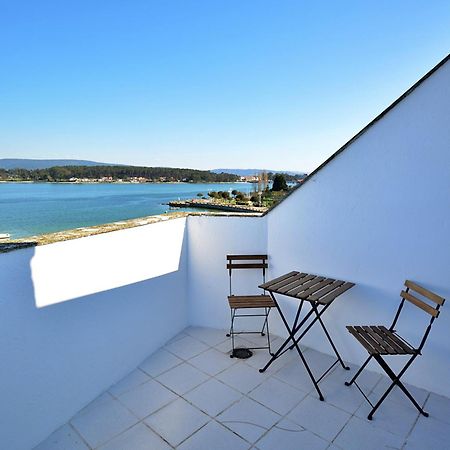 Apartamento Con Terraza Frente Al Mar En O Grove Kültér fotó