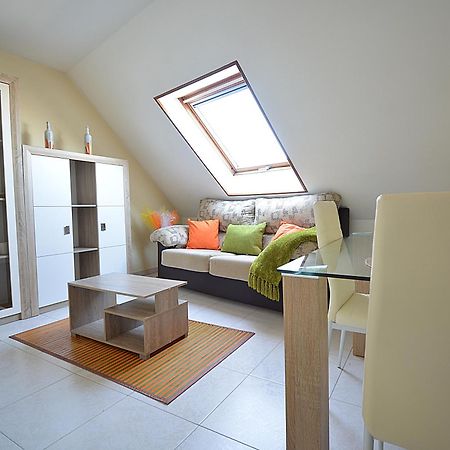 Apartamento Con Terraza Frente Al Mar En O Grove Kültér fotó