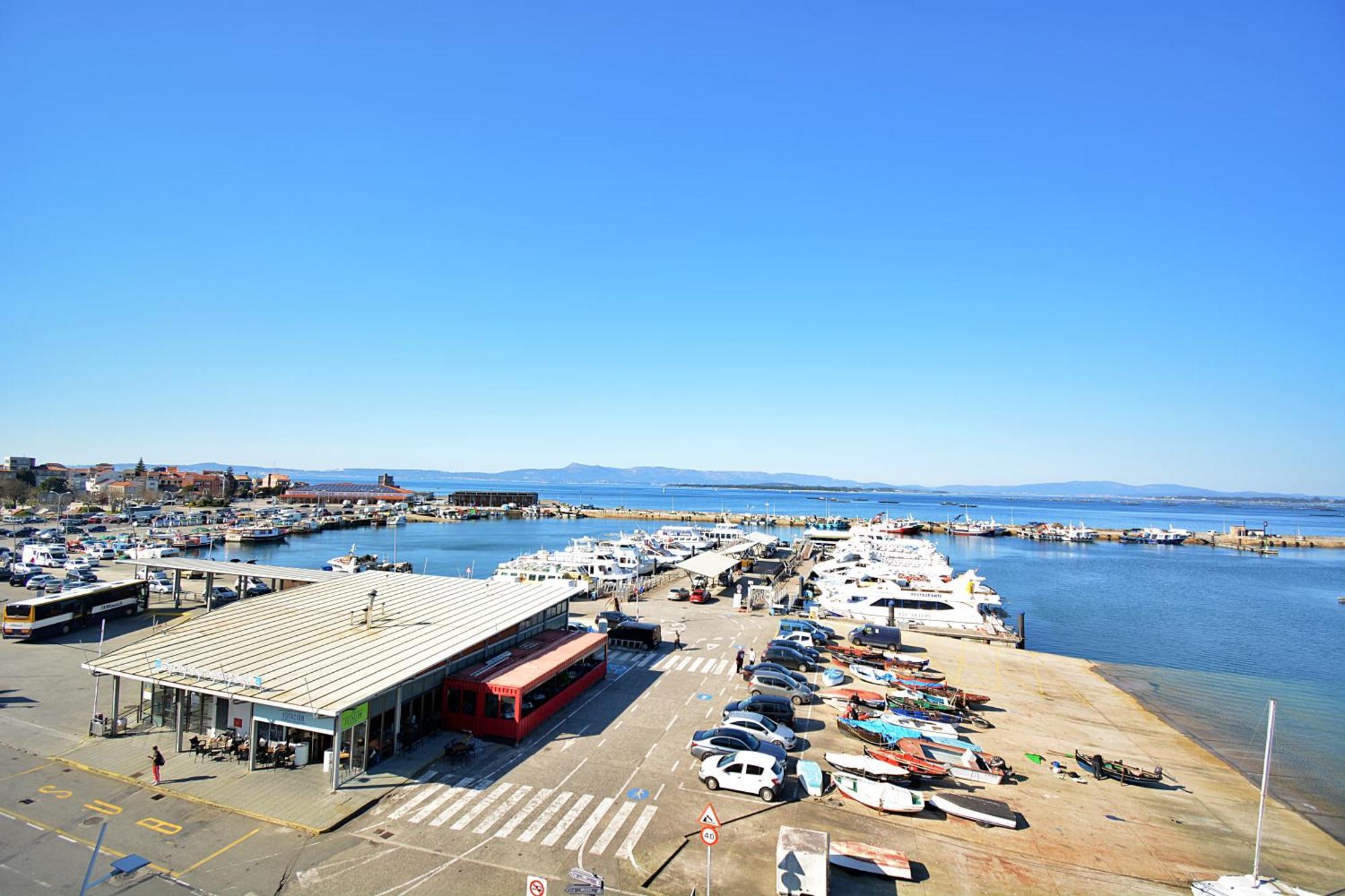 Apartamento Con Terraza Frente Al Mar En O Grove Kültér fotó